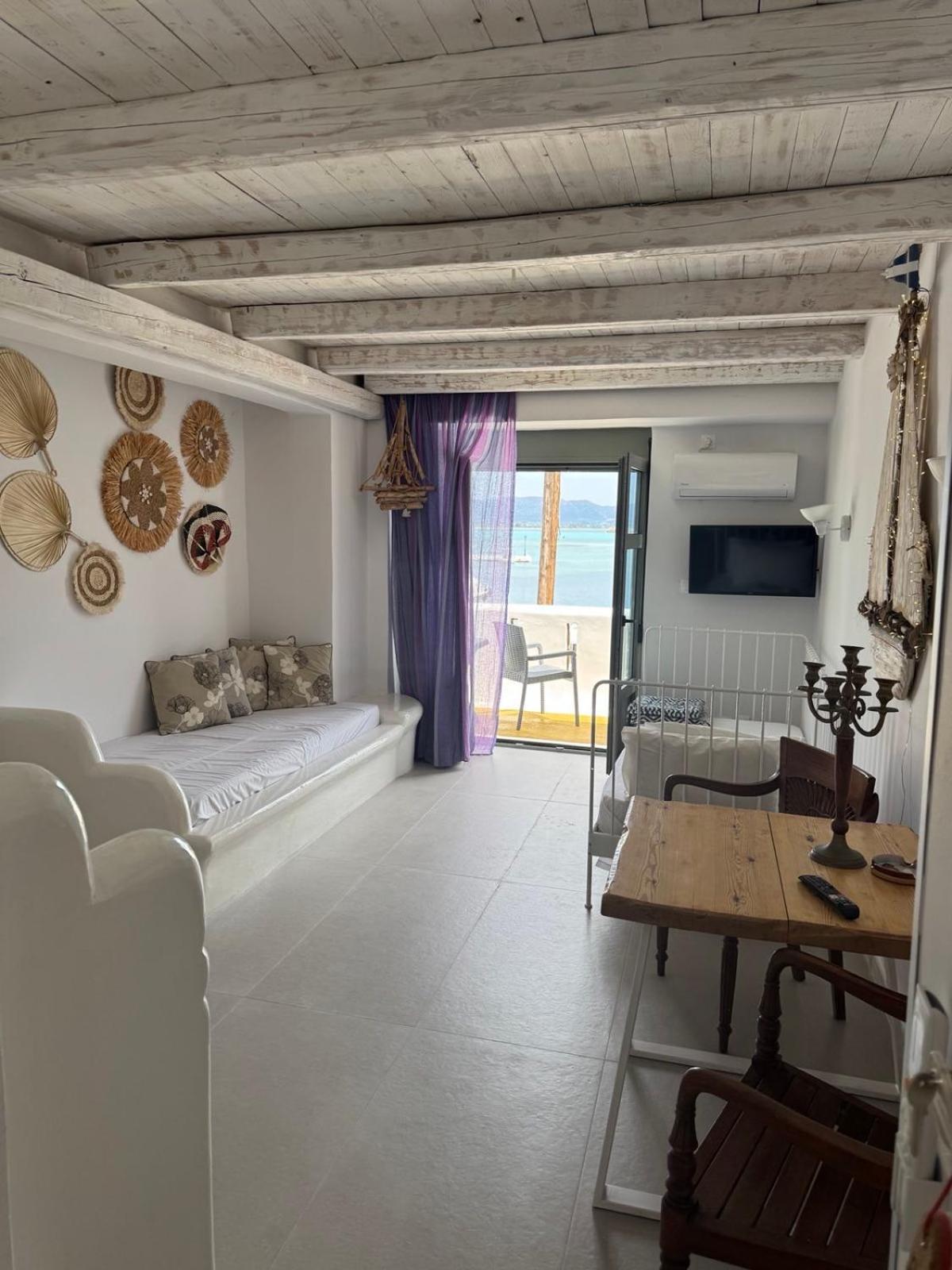 Elafonisos Elaion Hotel Екстериор снимка