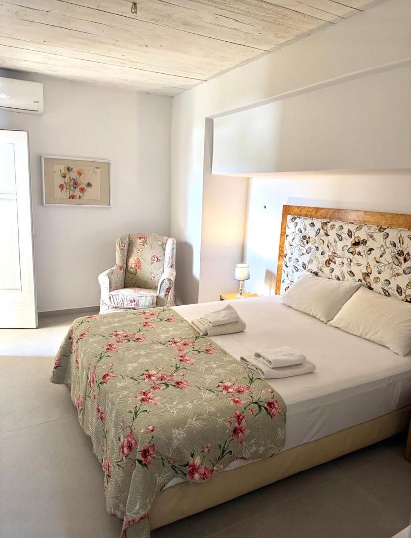 Elafonisos Elaion Hotel Екстериор снимка